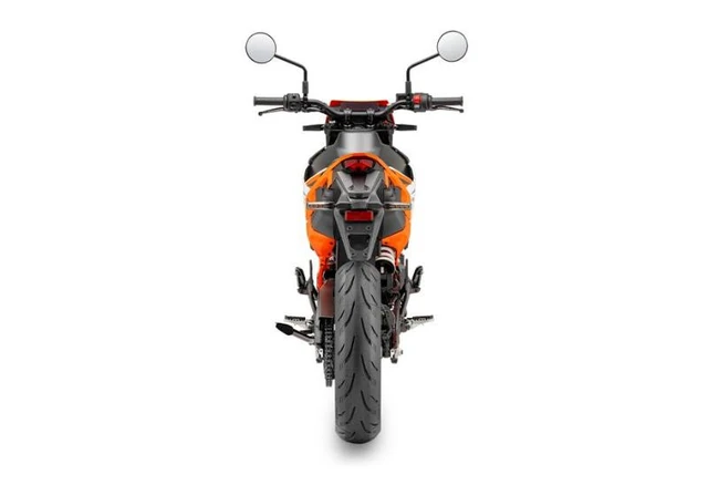 2026 KTM, dovoz Kanada — foto 2 z 5