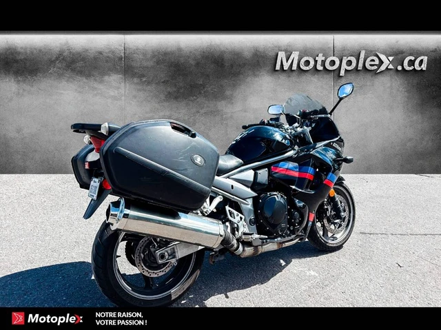2012 Suzuki, 38 435 km, dovoz Kanada — foto 3 z 5