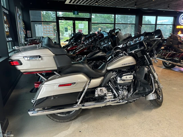 2018 Harley-Davidson, 49 556 km, dovoz Kanada — foto 4 z 5