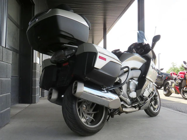 2013 BMW, 33 574 km, dovoz Kanada — foto 5 z 5