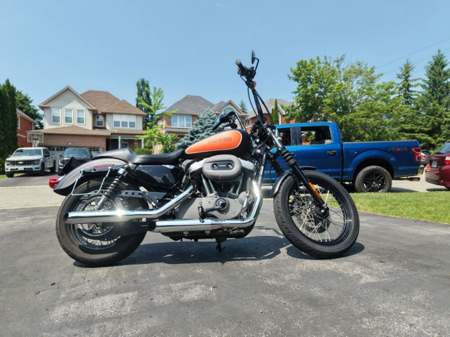 2014 Harley-Davidson, 8 500 km, dovoz Kanada — foto 3 z 5