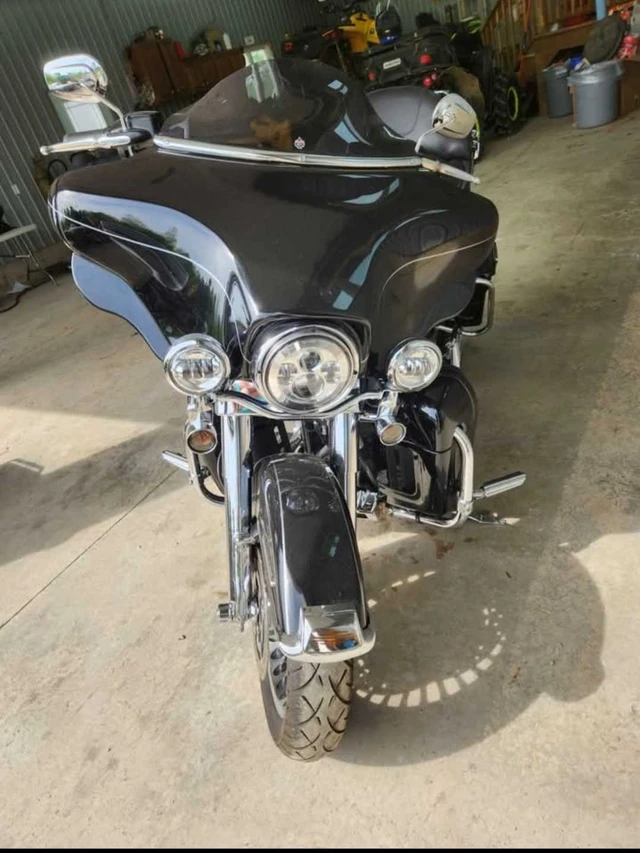 2012 Harley-Davidson, 52 030 km, dovoz Kanada — foto 3 z 5