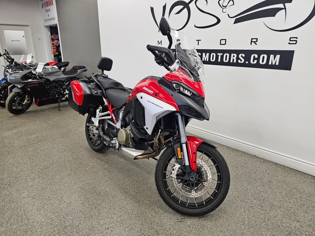 2024 Ducati, 4 284 km, dovoz Kanada — foto 2 z 5