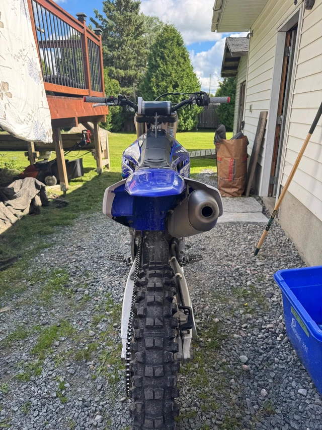 2020 yz450f, dovoz Kanada — foto 5 z 5