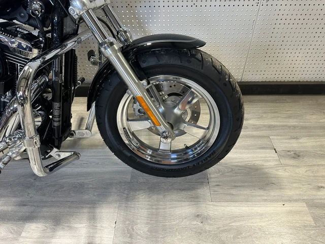 2012 Harley-Davidson, 27 624 km, dovoz Kanada — foto 4 z 5