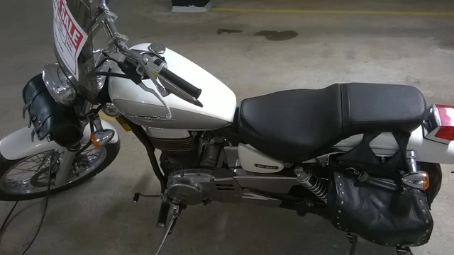 2009 Suzuki, 18 600 km, dovoz Kanada — foto 4 z 4