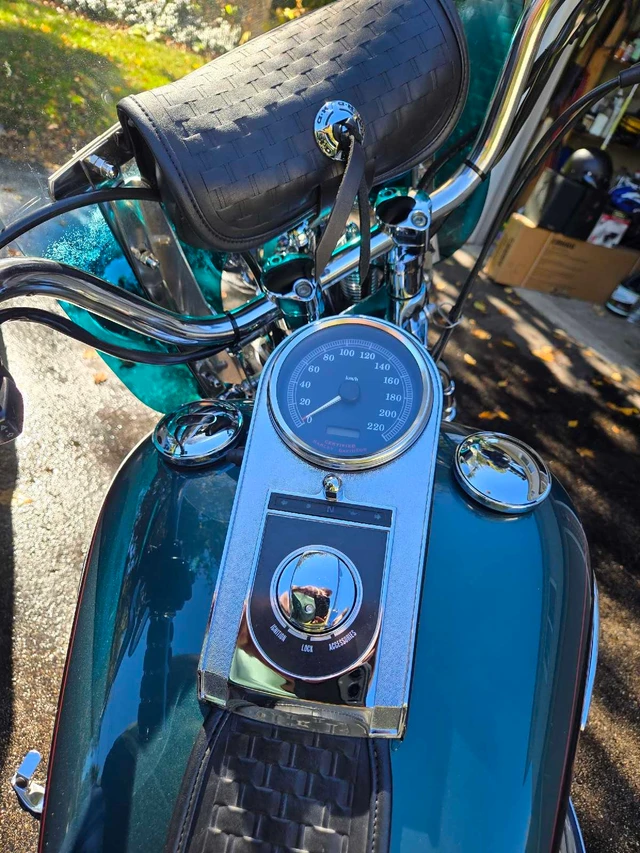 2000 Harley-Davidson, 68 990 km, dovoz Kanada — foto 4 z 5
