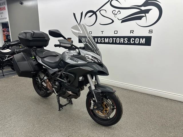2013 Ducati, 71 451 km, dovoz Kanada — foto 2 z 5