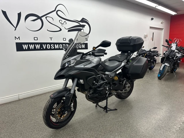 2013 Ducati, 71 451 km, dovoz Kanada — foto 4 z 5