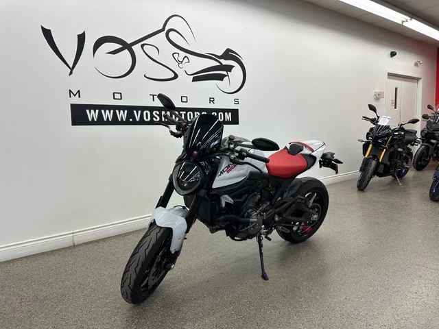 2024 Ducati, 392 km, dovoz Kanada — foto 4 z 5