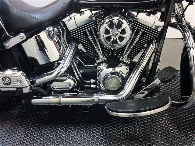 2009 Harley-Davidson, 109 412 km, dovoz Kanada — foto 2 z 5
