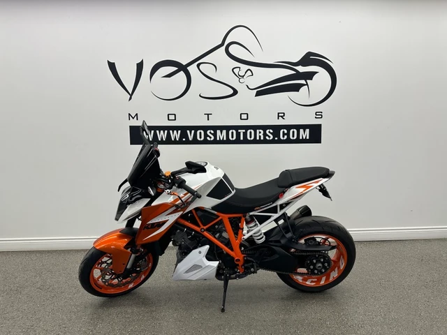 2016 KTM, 10 354 km, dovoz Kanada — foto 5 z 5