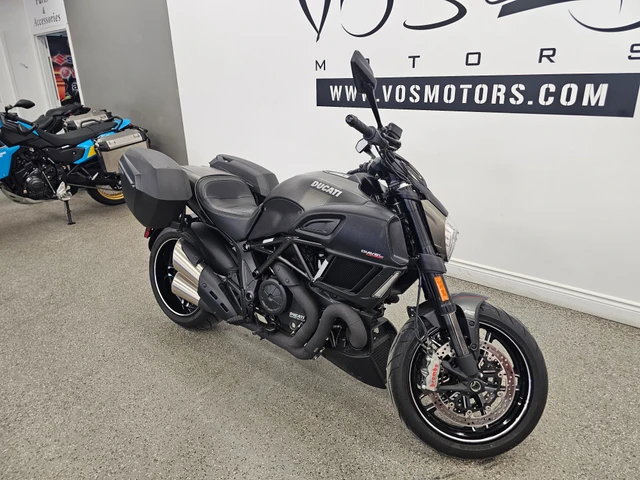 2018 Ducati, 2 704 km, dovoz Kanada — foto 2 z 5
