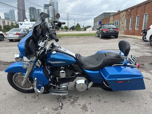 2005 Harley-Davidson, 46 752 km, dovoz Kanada — foto 2 z 5