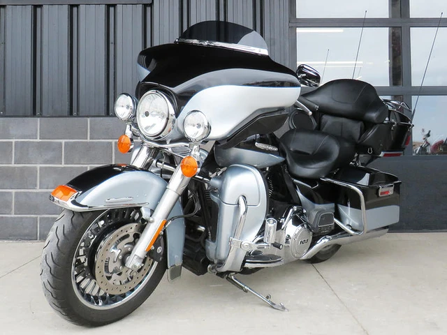 2012 Harley-Davidson, 29 342 km, dovoz Kanada — foto 2 z 5