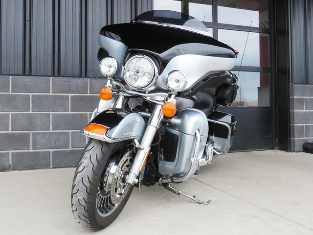 2012 Harley-Davidson, 29 342 km, dovoz Kanada — foto 4 z 5