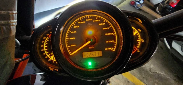 2014 Harley-Davidson, 26 000 km, dovoz Kanada — foto 4 z 5
