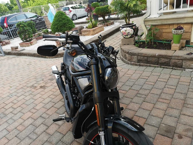 2014 Harley-Davidson, 26 000 km, dovoz Kanada — foto 5 z 5