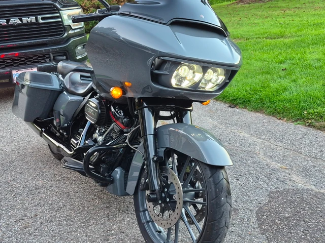2018 Harley-Davidson, šedá, 58 200 km, dovoz Kanada — foto 3 z 5