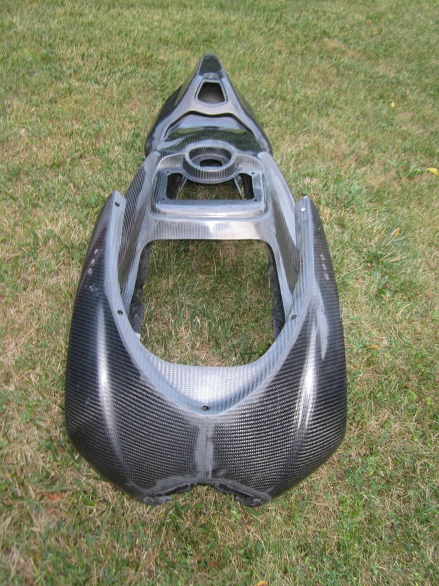 2001 Ducati, 9 999 km, dovoz Kanada — foto 2 z 5