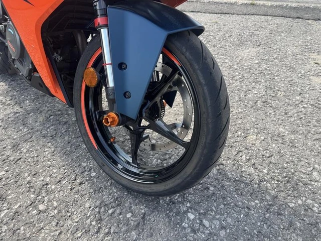 2022 KTM, 3 400 km, dovoz Kanada — foto 5 z 5