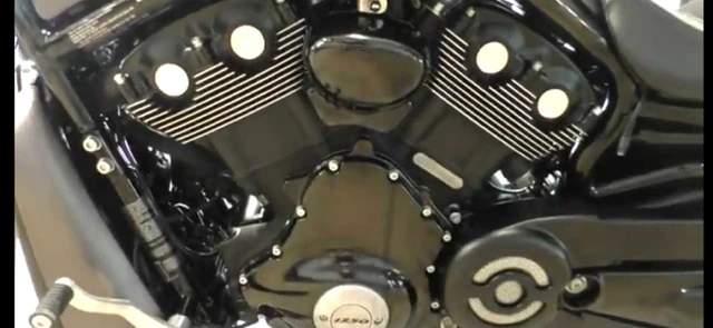 2016 Harley-Davidson, 15 000 km, dovoz Kanada — foto 2 z 4
