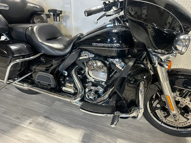 2014 Harley-Davidson, 44 235 km, dovoz Kanada — foto 3 z 5