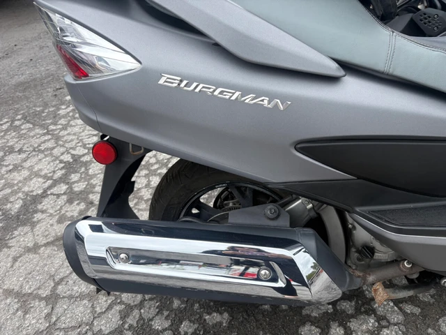2016 Suzuki, 36 289 km, dovoz Kanada — foto 2 z 4