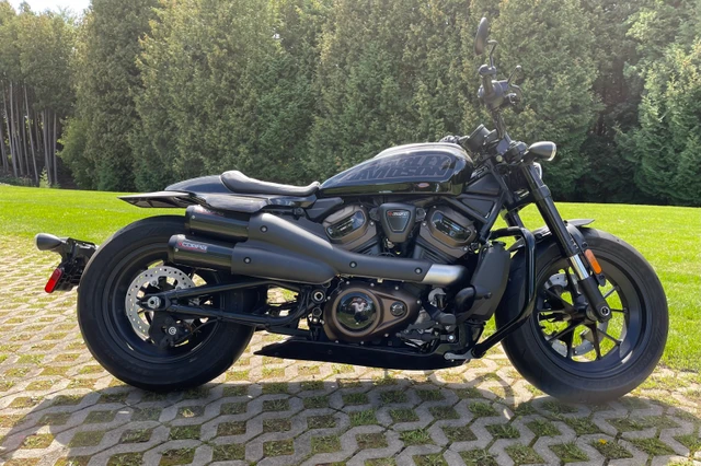 2023 Harley-Davidson, černá, 846 km, dovoz Kanada — foto 3 z 5