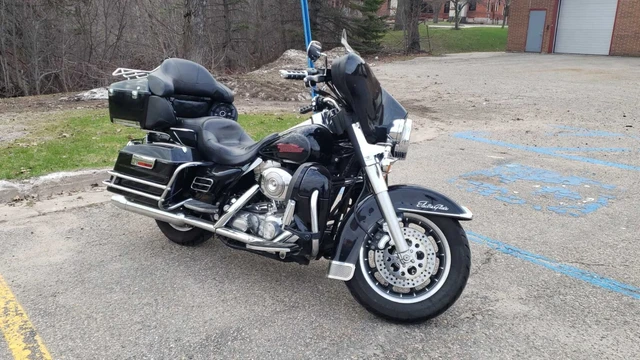2005 Harley-Davidson, 111 478 km, dovoz Kanada — foto 2 z 2