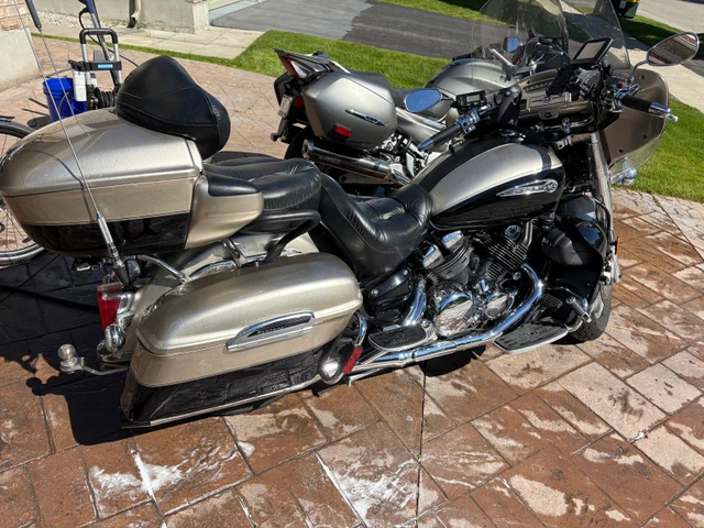 2007 Yamaha, 71 000 km, dovoz Kanada — foto 1 z 5 2007 Yamaha, 71 000 km, dovoz Kanada — foto 1 z 5