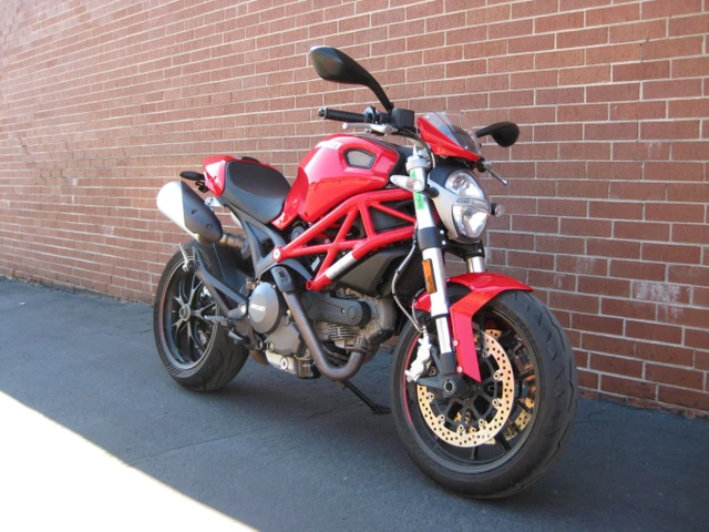 2014 Ducati, 26 566 km, dovoz Kanada — foto 2 z 5