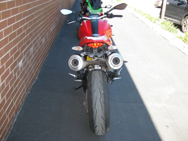 2014 Ducati, 26 566 km, dovoz Kanada — foto 5 z 5