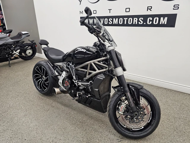 2016 Ducati, 25 919 km, dovoz Kanada — foto 2 z 5