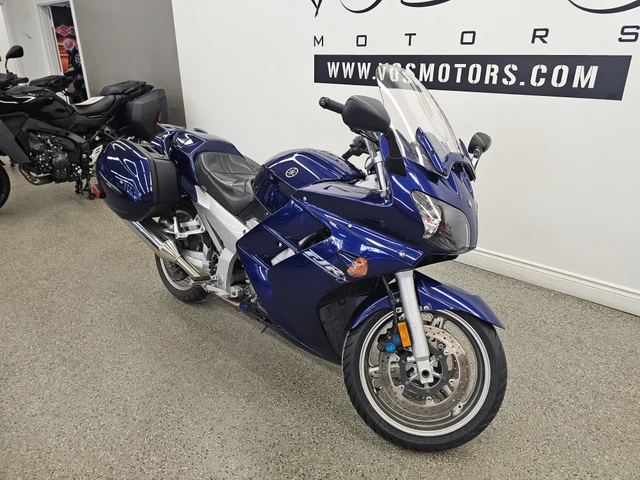 2005 Yamaha, 42 020 km, dovoz Kanada — foto 2 z 5