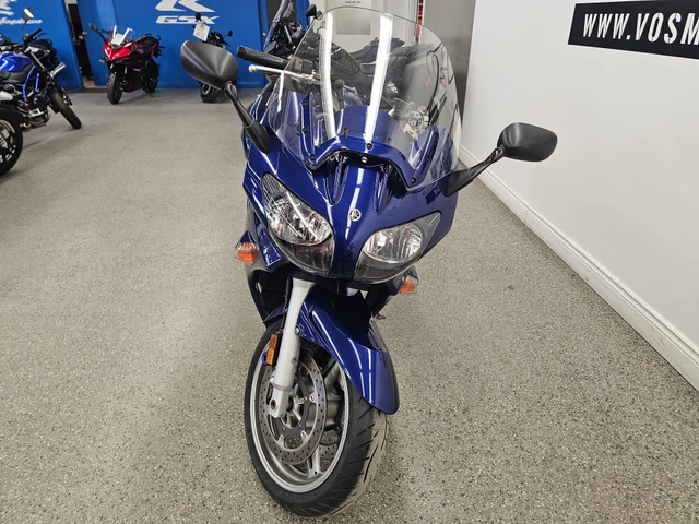 2005 Yamaha, 42 020 km, dovoz Kanada — foto 3 z 5