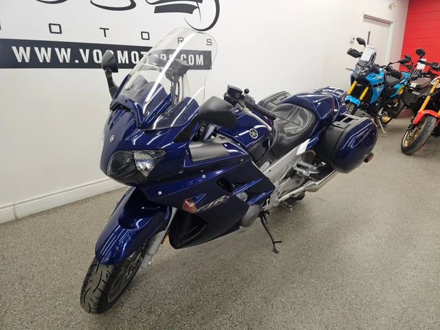 2005 Yamaha, 42 020 km, dovoz Kanada — foto 4 z 5