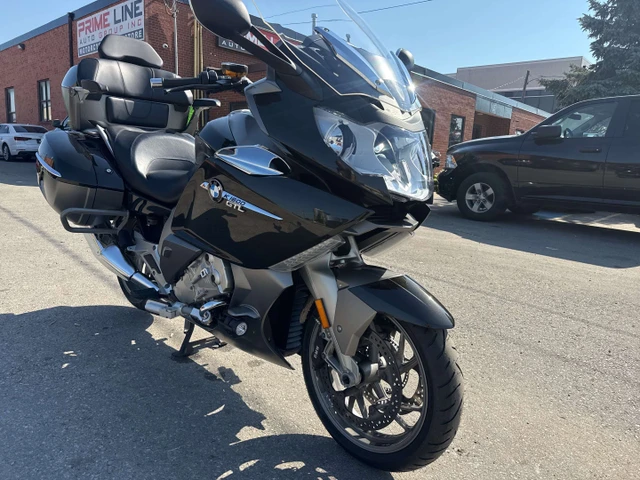 2016 BMW, 30 593 km, dovoz Kanada — foto 4 z 5