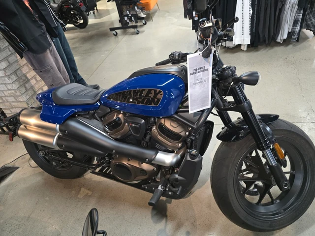2023 Harley-Davidson, 1 075 km, dovoz Kanada — foto 2 z 4