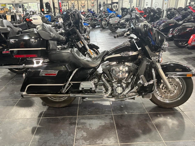 2003 Harley-Davidson, 37 248 km, dovoz Kanada — foto 3 z 5