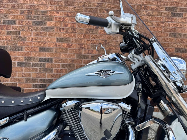 2011 Suzuki, 44 000 km, dovoz Kanada — foto 5 z 5
