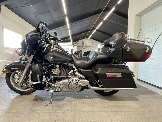 2008 Harley-Davidson, 96 208 km, dovoz Kanada — foto 3 z 5