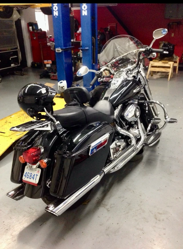 2012 Harley-Davidson, 30 000 km, dovoz Kanada — foto 1 z 5 2012 Harley-Davidson, 30 000 km, dovoz Kanada — foto 1 z 5