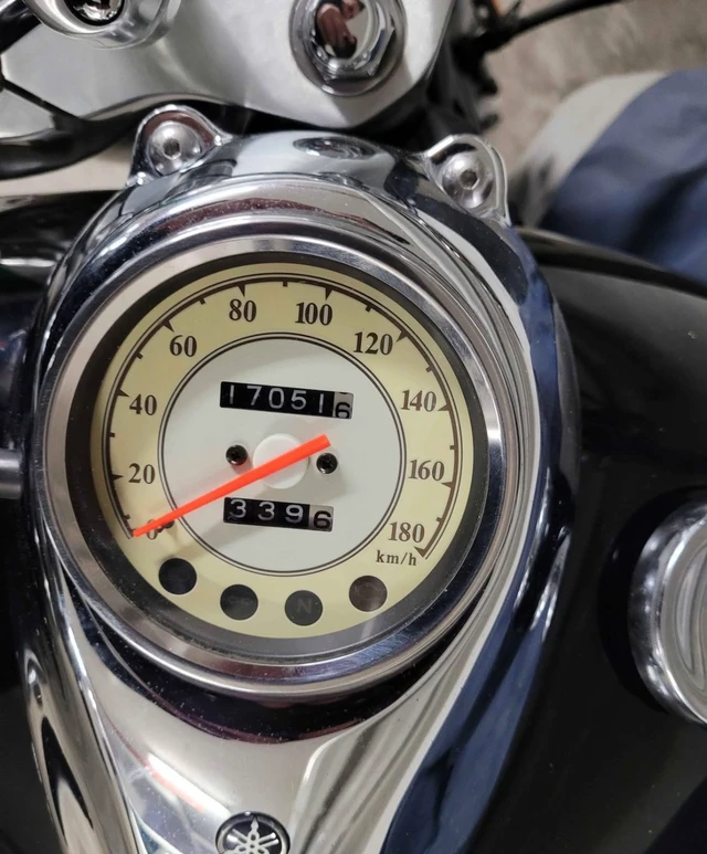 2001 Yamaha, 17 051 km, dovoz Kanada — foto 5 z 5