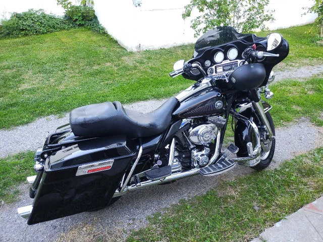 2000 Harley-Davidson, 98 555 km, dovoz Kanada — foto 2 z 5