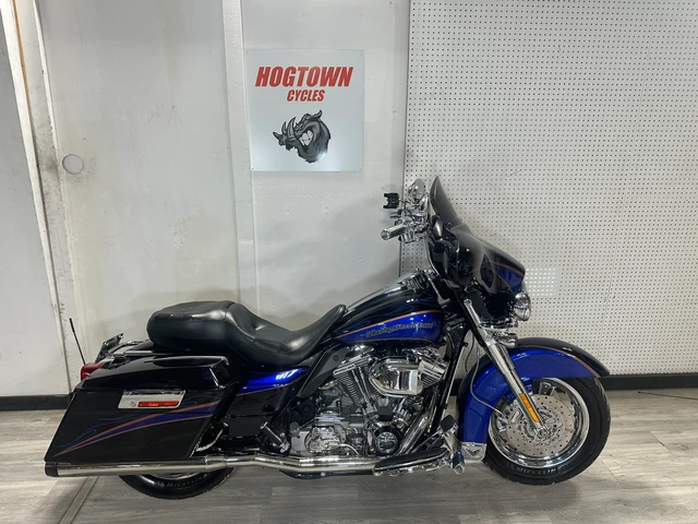 2004 Harley-Davidson, 41 046 km, dovoz Kanada — foto 2 z 5