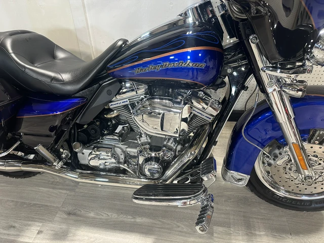 2004 Harley-Davidson, 41 046 km, dovoz Kanada — foto 3 z 5
