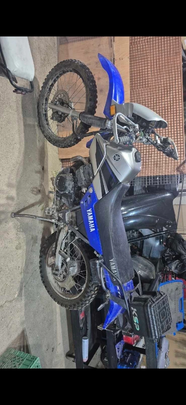 2004 Yamaha, dovoz Kanada — foto 5 z 5