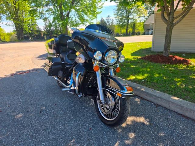 2009 Harley-Davidson, 103 000 km, dovoz Kanada — foto 2 z 5