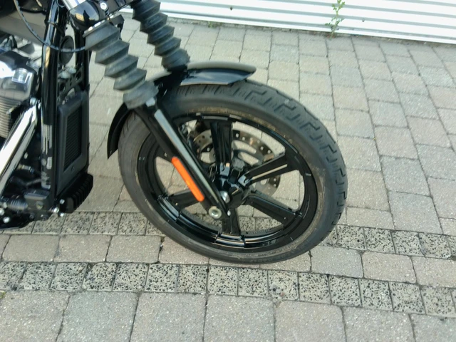 2026 Harley-Davidson, 10 km, dovoz Kanada — foto 3 z 5